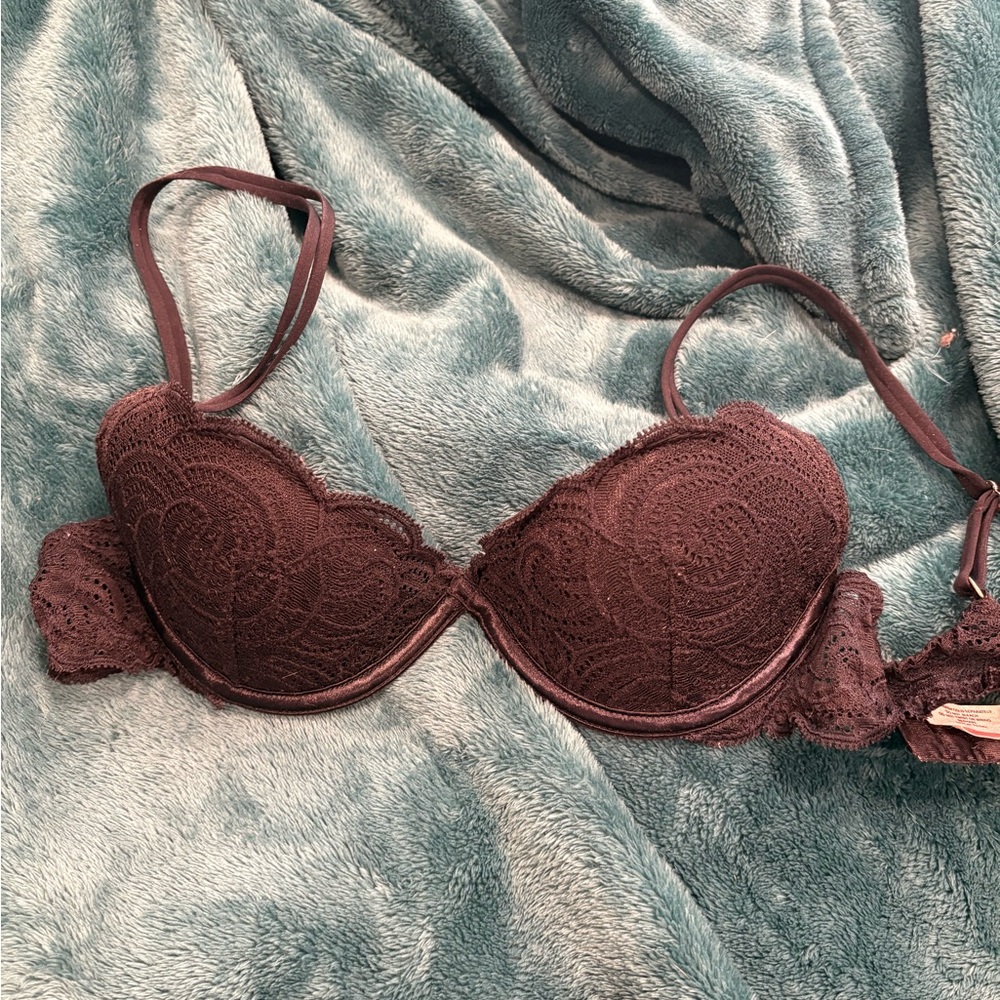 Victoria's Secret Black Lace Underwire Push-Up Bra